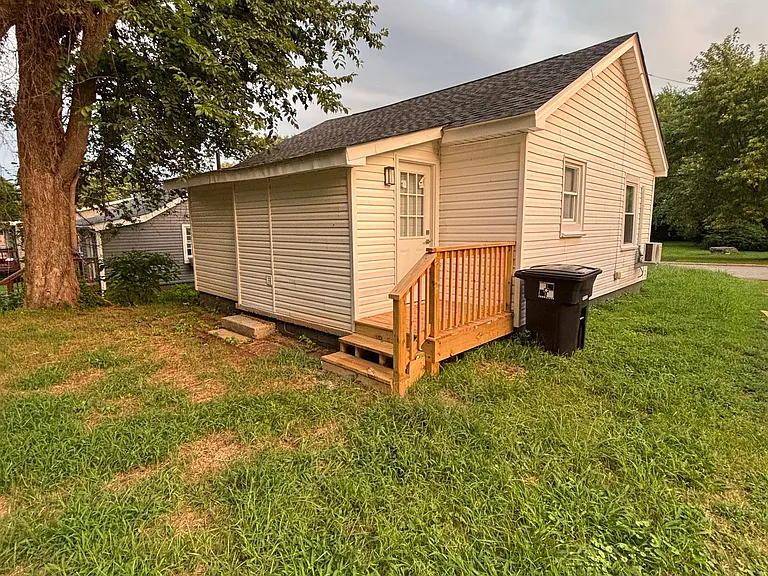 507 Hardwick Ave — Photo 9