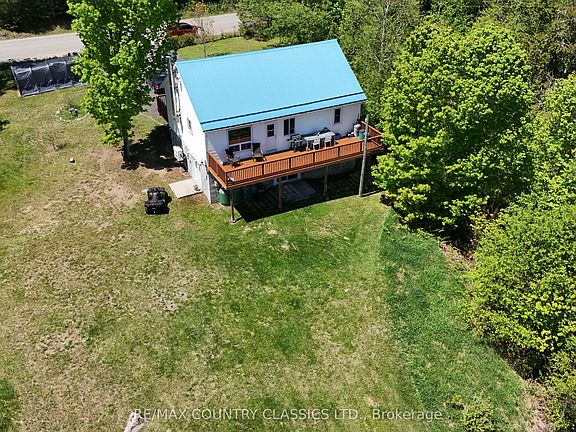 4th image of 529 Mayo Lake Rd