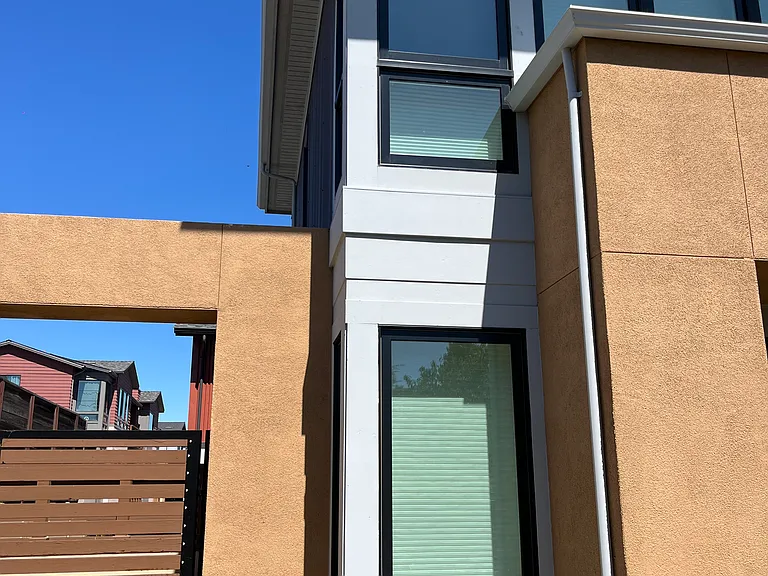 Sepulveda Cir — Photo 30