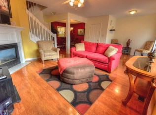 3016 Sprowl Rd, Louisville, KY 40299