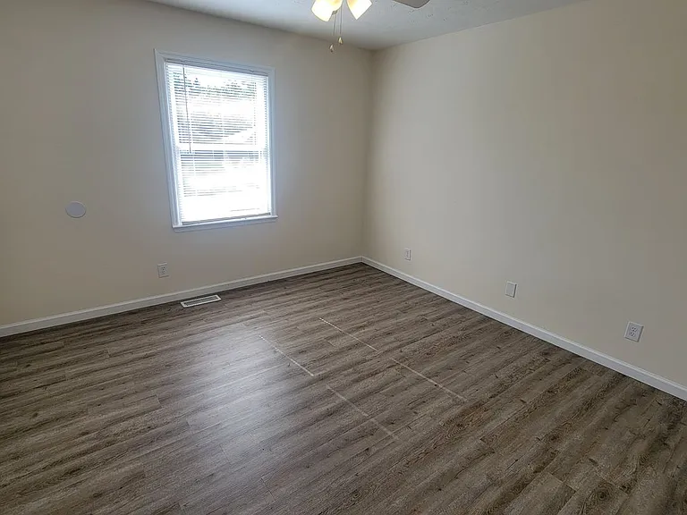 1819 Stargazer Ave — Photo 10