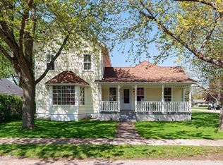 10117 Covell St, Richmond, IL 60071
