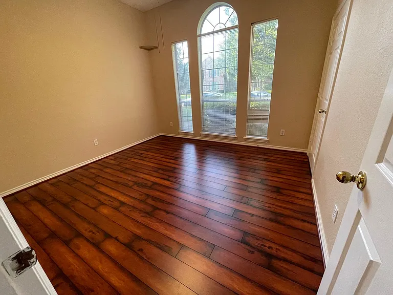 4428 Buchanan Dr — Photo 13