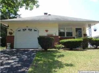55 Mount Kilimanjaro Ln, Toms River, NJ