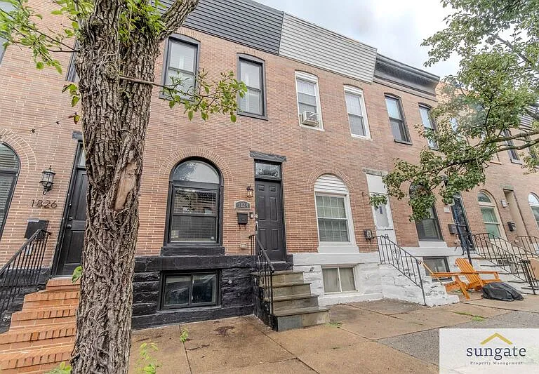1824 Jackson St — Photo 1