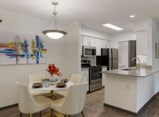 55 E Deerwood Rd #17, Savannah, GA 31410