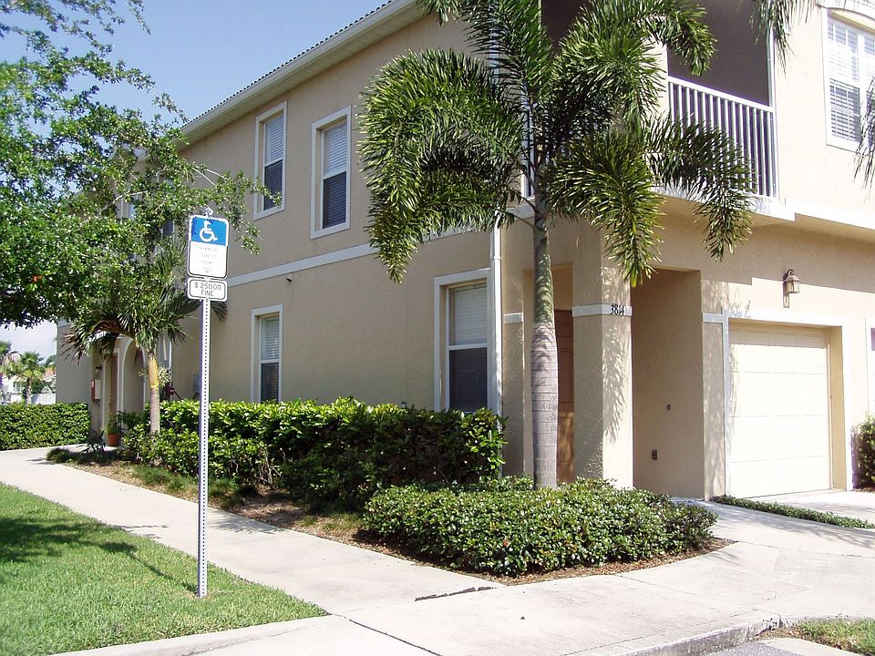 FRONT OF BUILDING