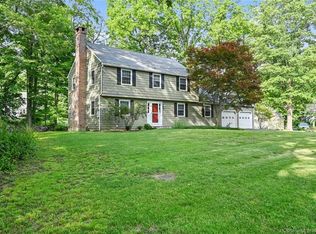 544 N Salem Rd, Ridgefield, CT 06877