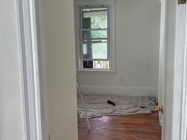 76 Conwell Ave — Photo 5
