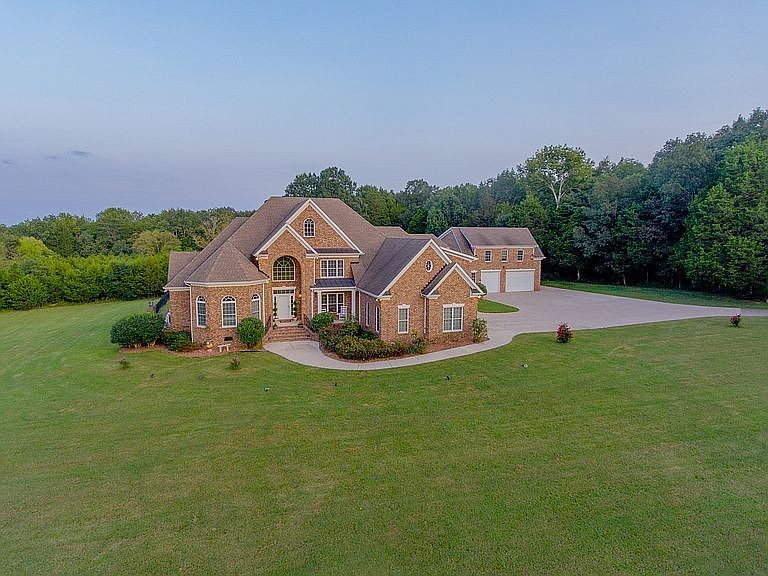 1st image of 3794 Rockdale Fellowship Rd