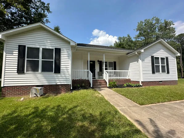 1070 S Windrace Trl, Sanford, NC 27332