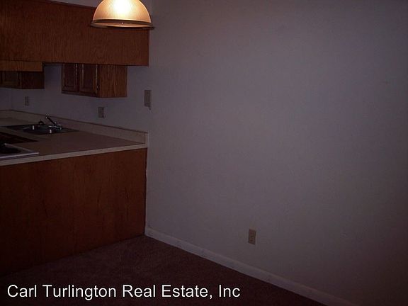 3rd image of 5320 NW 20th Ct APT B