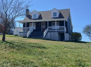 1812 Churchville Ave, Staunton, VA 24401