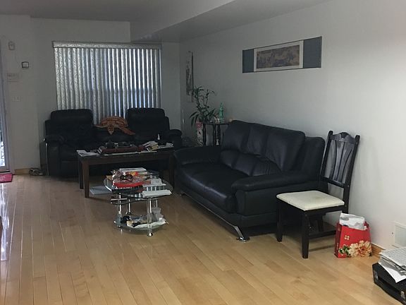 4th image of 222 Skyline Dr #1
