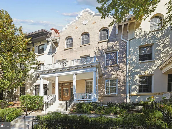 2619 Woodley Pl NW, Washington, DC 20008