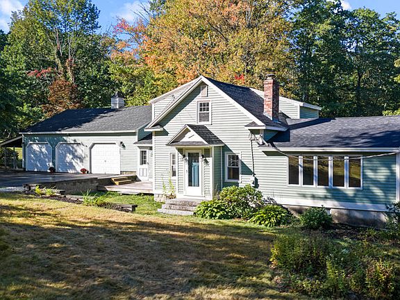 3rd image of 362 Gray Road