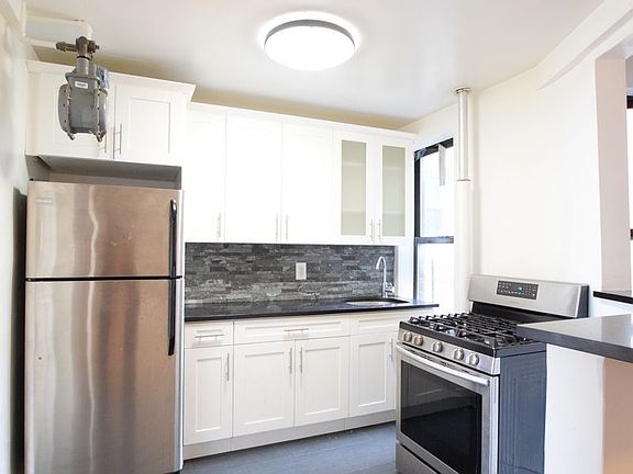 3rd image of 137 W 145th St APT 22
