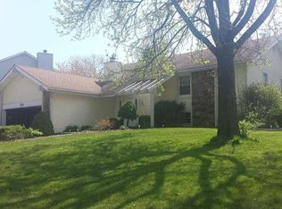 24 Champagne Dr, Lake Saint Louis, MO 63367