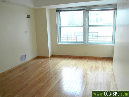 Rented by CCG Real Estate Brokerage | media 9