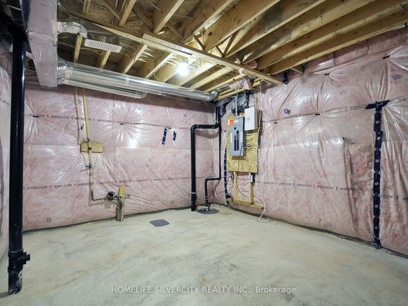 5 Obediah Cres, Brantford, ON N3T 0T6