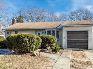 1031 Bay Shore Ave, Bay Shore, NY 11706