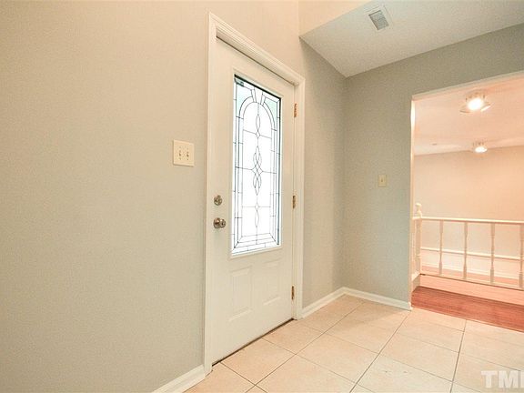 3rd image of 5013 Rollingwood Dr
