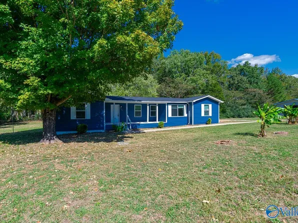 151 Shiloh Rd, Hazel Green, AL 35750