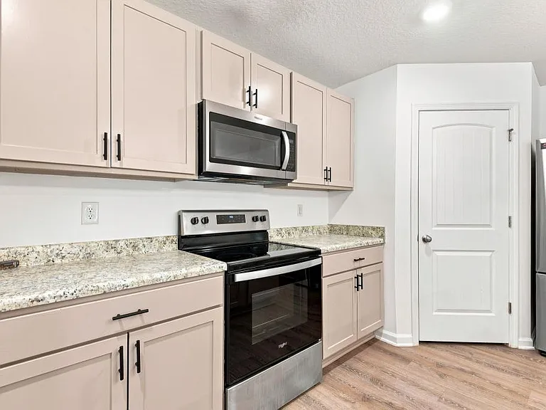 3284 Chapelwood Dr — Photo 10