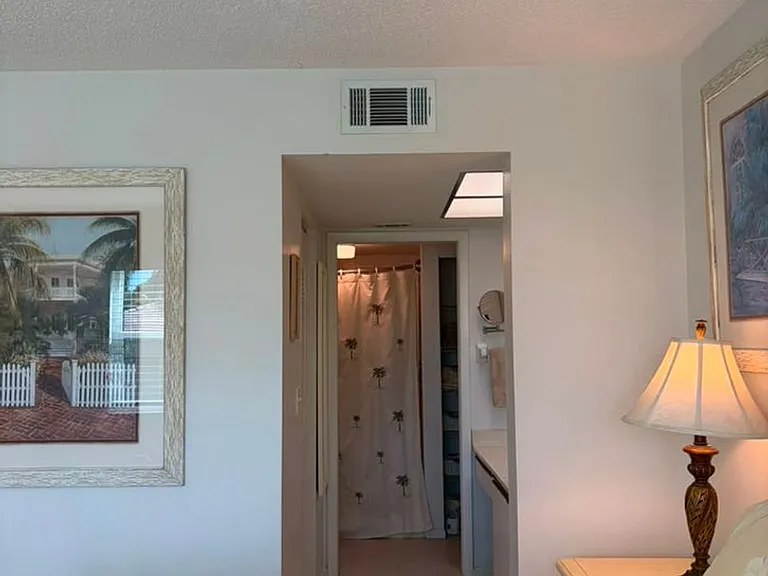 1324 Pasadena Ave S #206 — Photo 30