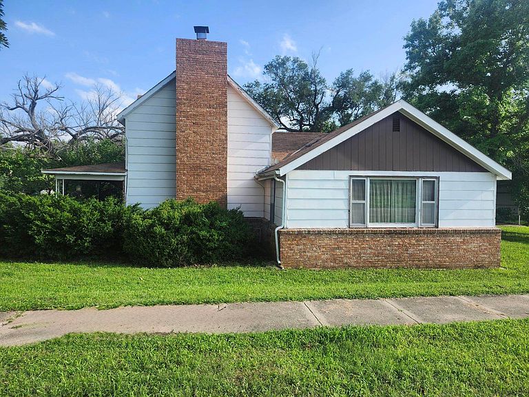 Listing photo 4