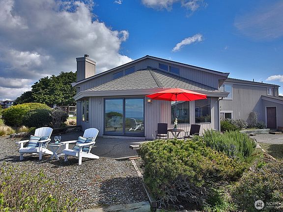 2nd image of 795 Fort Ebey Road