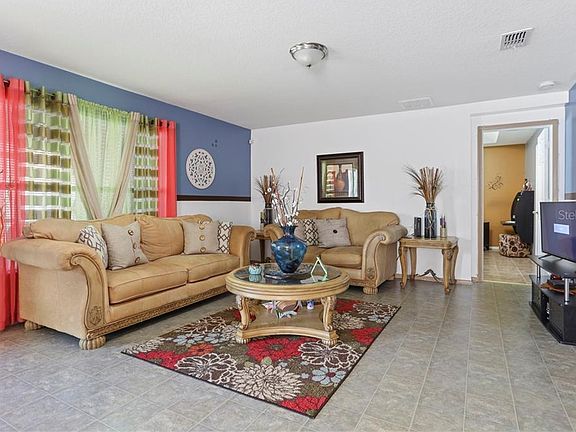 4th image of 4676 Caverns Dr