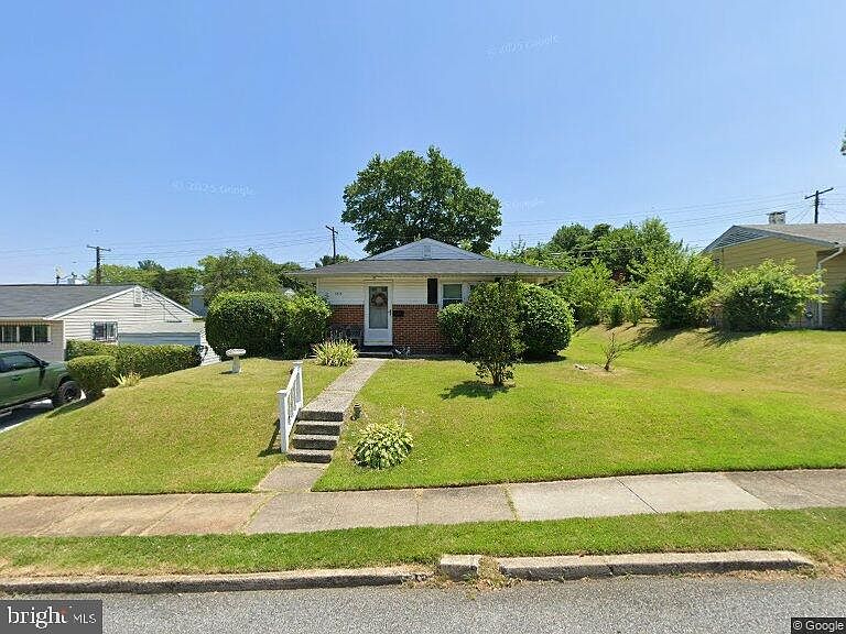 1st image of 5515 Mayview Ave