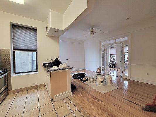 3rd image of 115 W 104th St #57