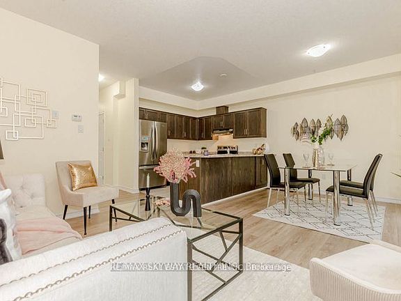 4th image of 44 Dewberry Dr