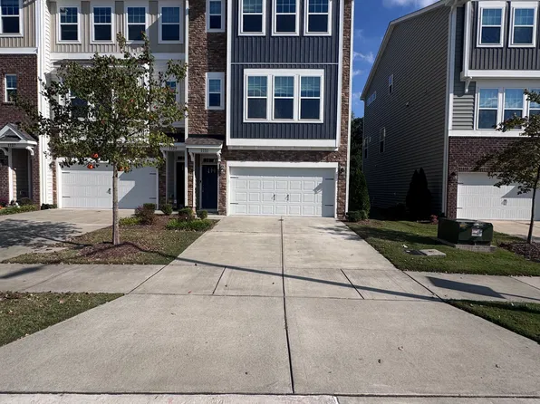 1131 Falling Rock Pl, Durham, NC 27703