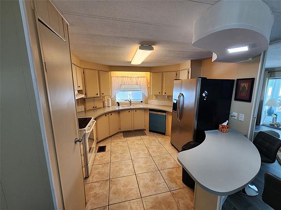 4th image of 808 53RD AVENUE E #223