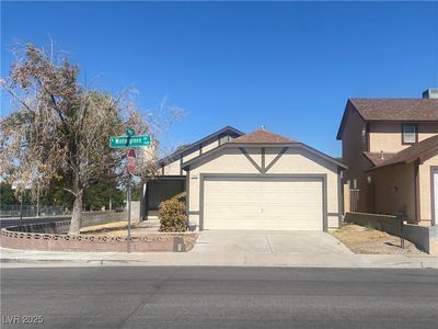 1533 Wintergreen Dr, Las Vegas, NV, 89128