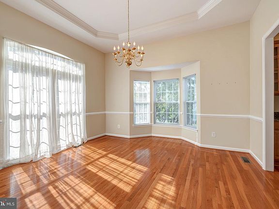 5th image of 6361 Victor Gray Ct