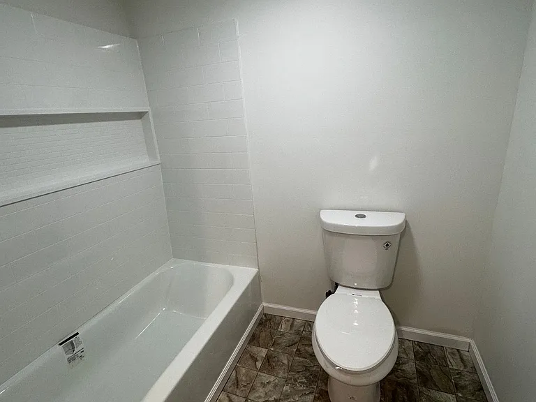 2710 NY-28 — Photo 4