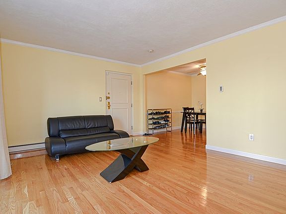 3rd image of 802 Willard St Unit E11