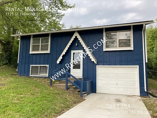 3729 SE Fremont St Photo 1