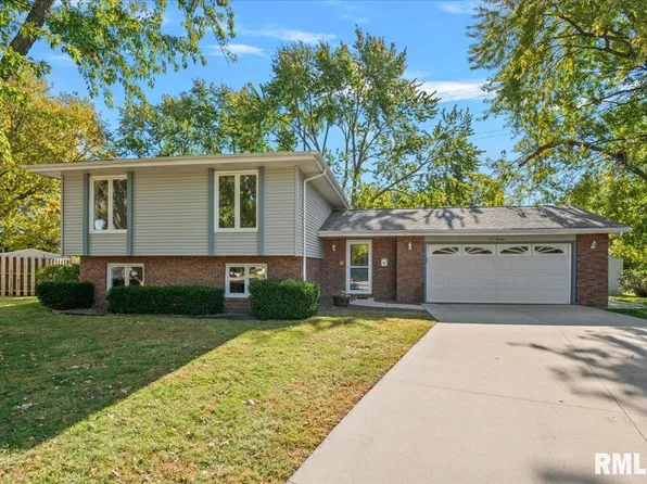 200 Saxon Dr, Springfield, IL 62704