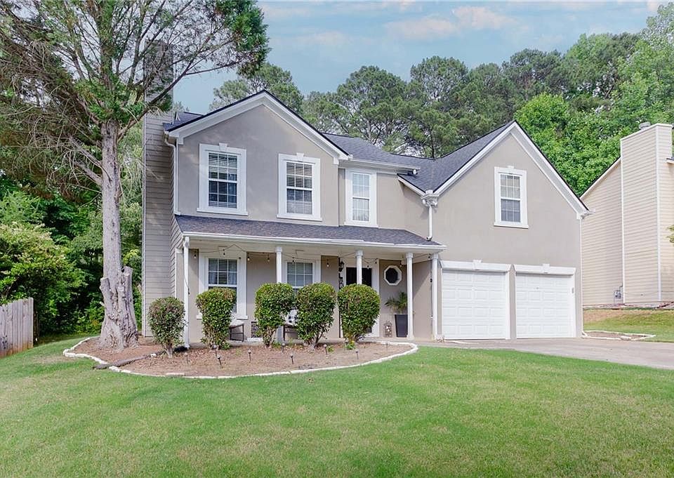 1st image of 4926 Lake Park Ln