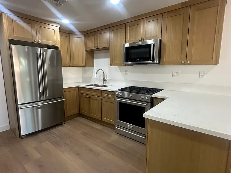 2253 E Oshkosh Ave #B — Photo 12