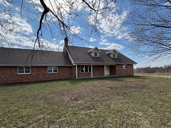 1275 18th Rd, Burlington, KS 66839