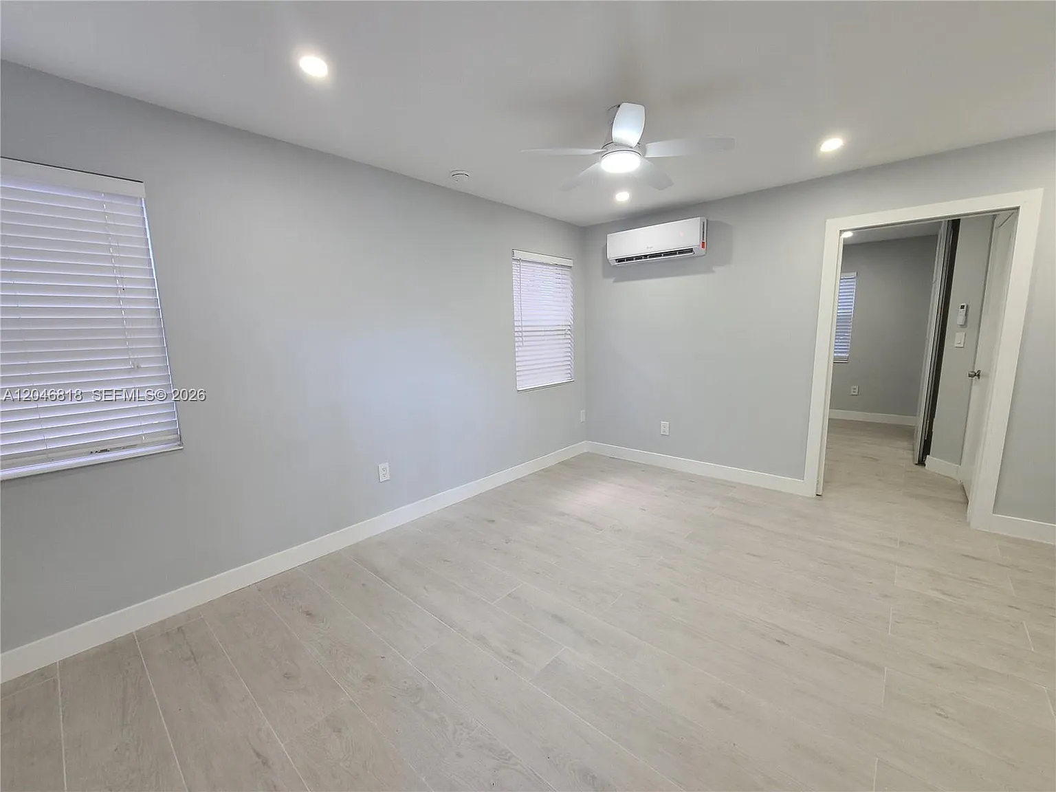 Hollywood Beach First Add — Photo 1