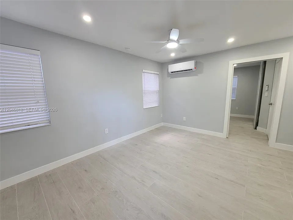 321 Hayes St #4
