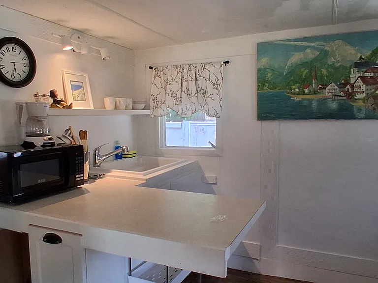 Ixora Dr — Photo 13