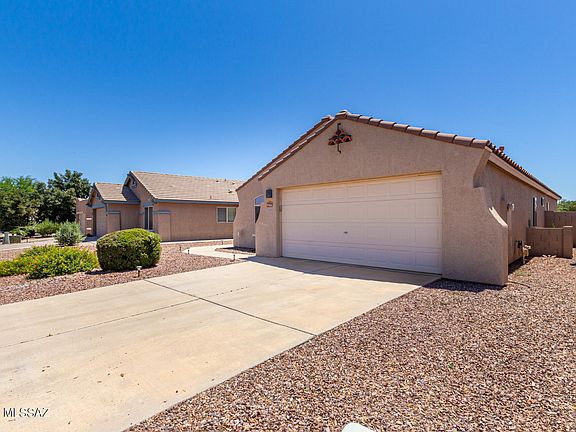 5th image of 9066 N School Hill Dr